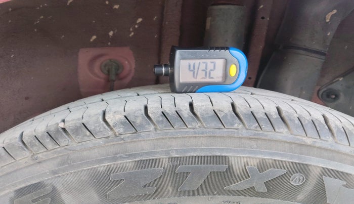 2014 Hyundai Elite i20 SPORTZ 1.2, Petrol, Manual, 1,53,340 km, tyre