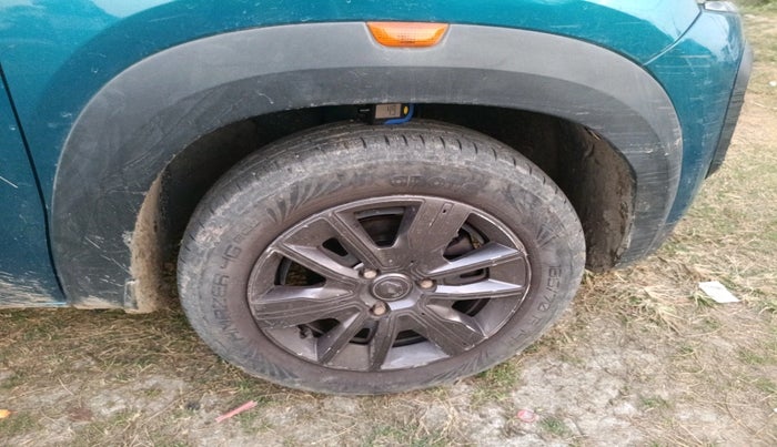 2021 Renault Kwid CLIMBER 1.0 (O), Petrol, Manual, 71,153 km, tyre