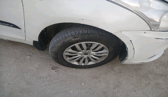 2012 Maruti Swift VXI, Petrol, Manual, 73,869 km, tyre