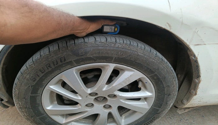 2013 Maruti Swift ZDI, Diesel, Manual, 1,78,287 km, tyre