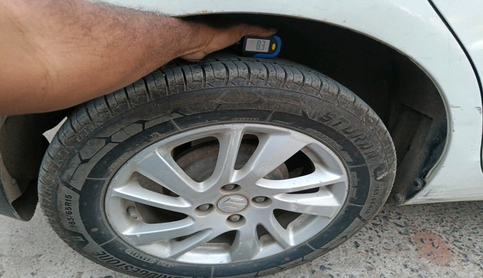 2013 Maruti Swift ZDI, Diesel, Manual, 1,78,287 km, tyre