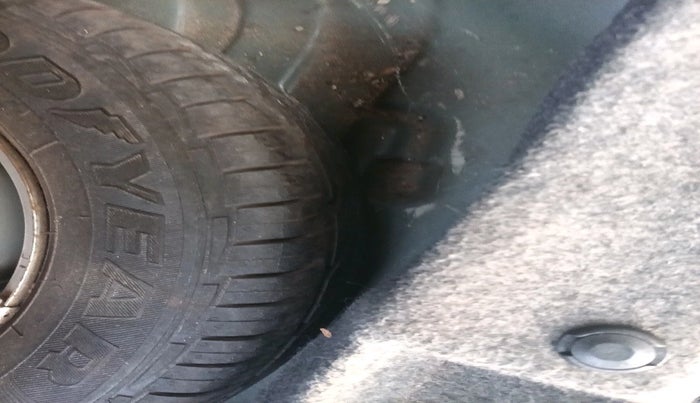 2011 Maruti Alto LXI, Petrol, Manual, 78,161 km, tyre