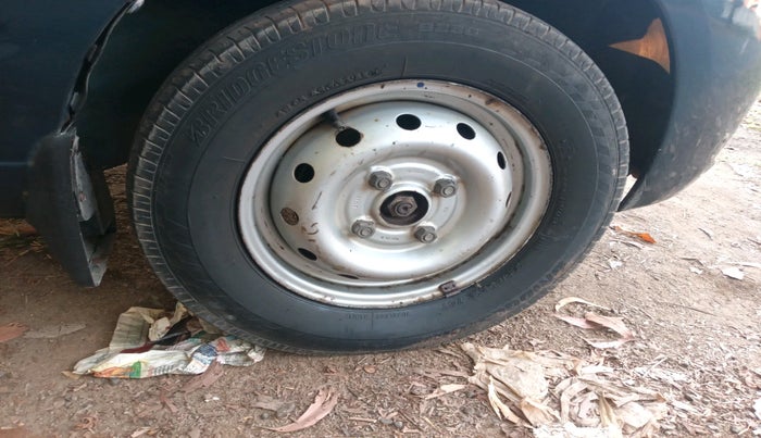 2011 Maruti Alto LXI, Petrol, Manual, 78,161 km, tyre