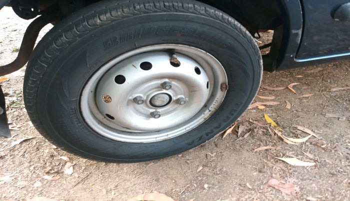 2011 Maruti Alto LXI, Petrol, Manual, 78,161 km, tyre