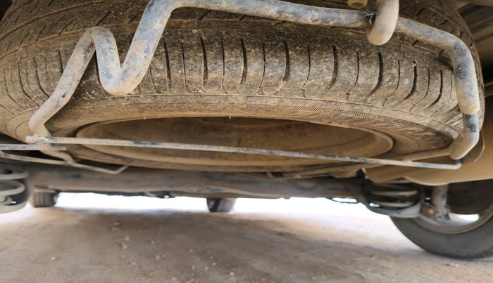 2014 Honda Mobilio 1.5L I-DTEC V, Diesel, Manual, 92,527 km, tyre