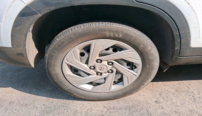 2022 Hyundai Creta E 1.5 DIESEL, Diesel, Manual, 65,001 km, tyre