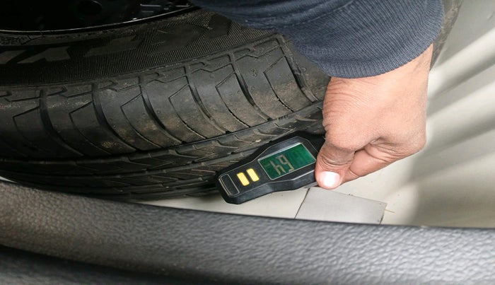 2022 Maruti S Cross ZETA 1.5, Petrol, Manual, 30,575 km, tyre