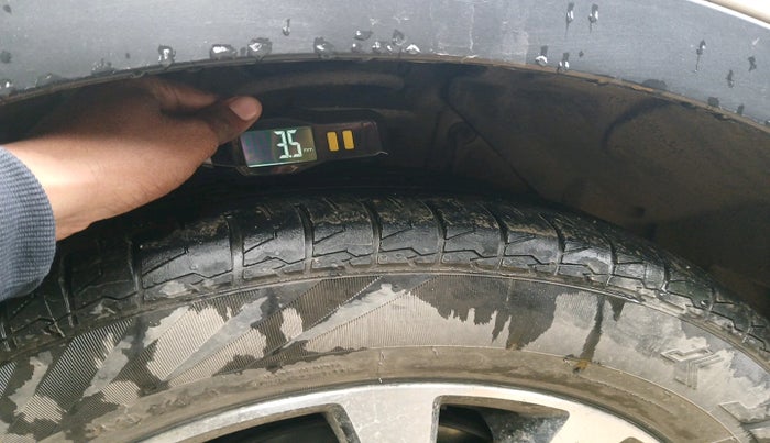 2022 Maruti S Cross ZETA 1.5, Petrol, Manual, 30,575 km, tyre