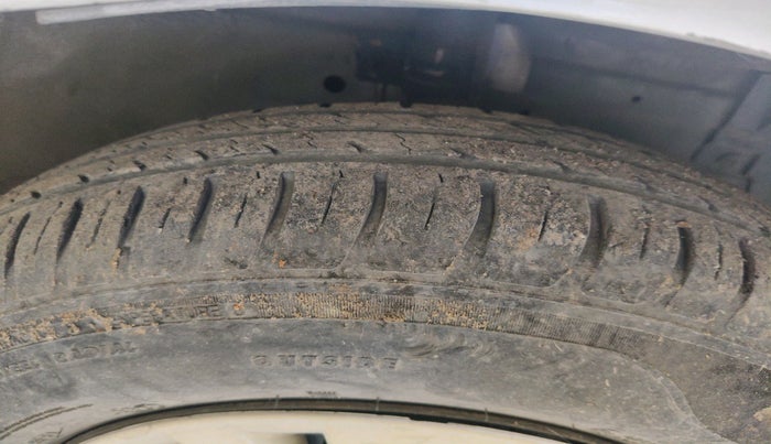 2012 Maruti Swift VDI, Diesel, Manual, 49,059 km, tyre