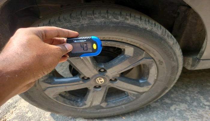 2022 Tata NEXON XZA PLUS PETROL DARK EDITION, Petrol, Automatic, 45,002 km, tyre