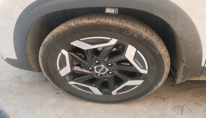 2023 KIA SELTOS  HTX PLUS 1.5 TURBO PETROL DCT, Petrol, Automatic, 15,558 km, tyre