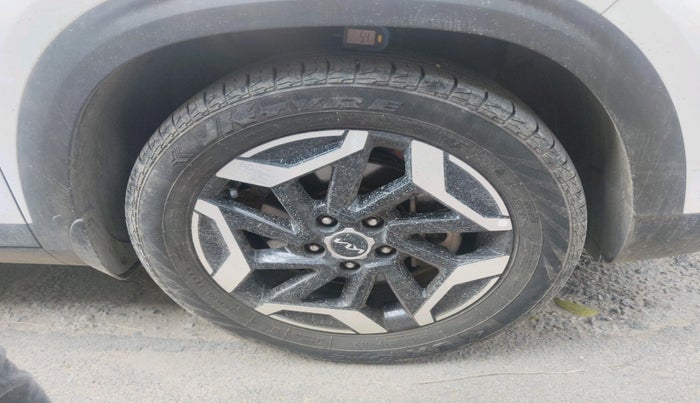 2023 KIA SELTOS  HTX PLUS 1.5 TURBO PETROL DCT, Petrol, Automatic, 15,558 km, tyre