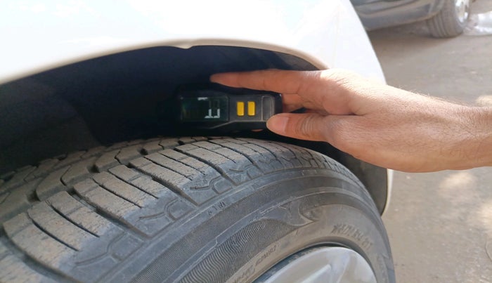 2019 Hyundai NEW SANTRO SPORTZ MT, Petrol, Manual, 13,978 km, tyre