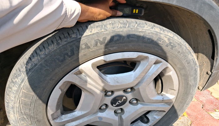 2021 KIA SONET HTK PLUS 1.5, Diesel, Manual, 62,563 km, tyre