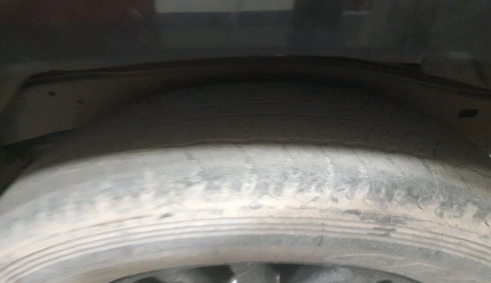 2015 Toyota Fortuner 3.0 4X4 AT, Diesel, Automatic, 68,368 km, tyre