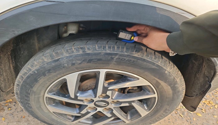 2022 Mahindra XUV300 W8 (O) 1.5 DIESEL, Diesel, Manual, 72,464 km, tyre