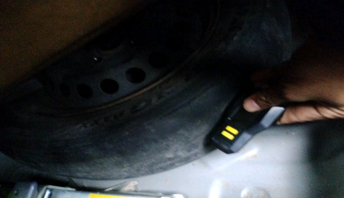 2014 Hyundai Grand i10 MAGNA 1.2 KAPPA VTVT, Petrol, Manual, 37,113 km, tyre