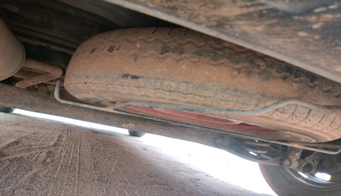 2021 Renault TRIBER RXE MT, Petrol, Manual, 92,000 km, tyre