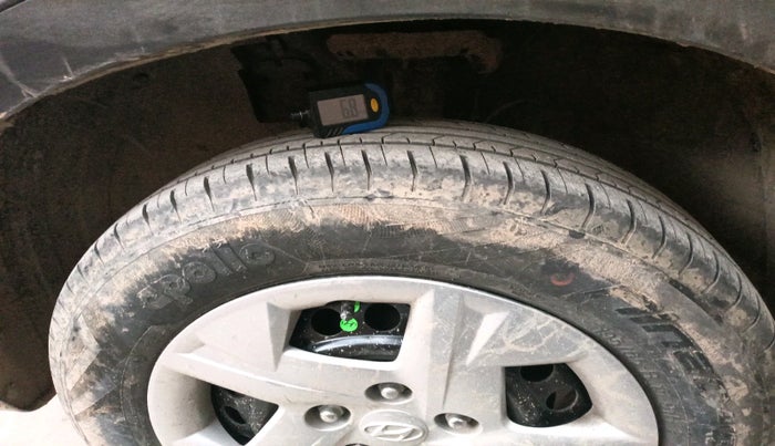 2022 Hyundai VENUE S 1.2, Petrol, Manual, 51,452 km, tyre