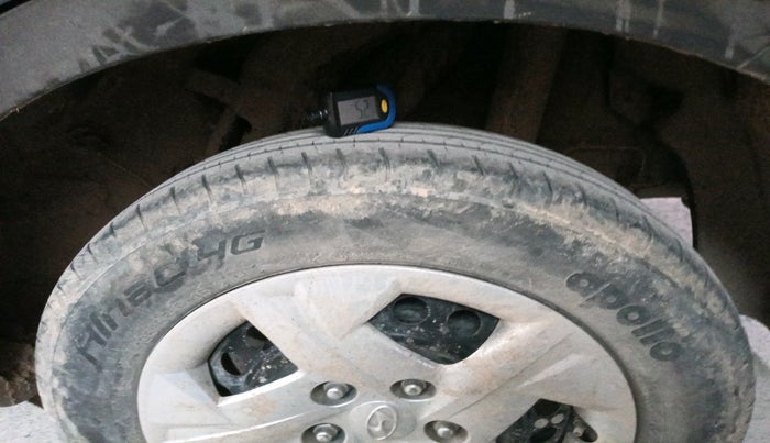 2022 Hyundai VENUE S 1.2, Petrol, Manual, 51,452 km, tyre