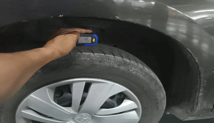 2023 Honda Amaze 1.2L I-VTEC S, Petrol, Manual, 28,023 km, tyre