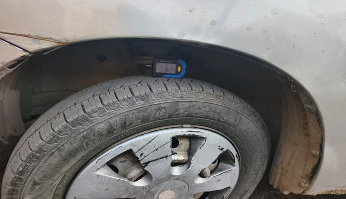 2011 Maruti Wagon R 1.0 LXI, Petrol, Manual, 1,19,083 km, tyre