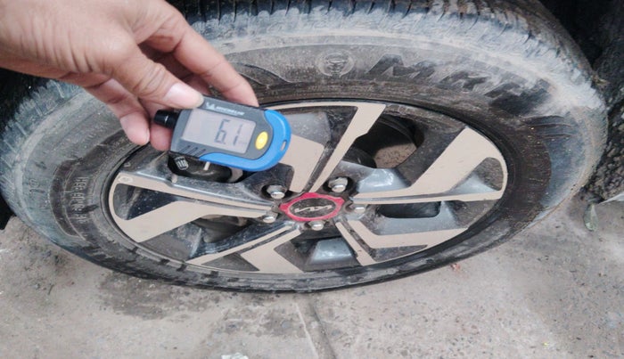 2025 KIA SONET HTE (O) 1.5 Diesel MT, Diesel, Manual, 18,449 km, tyre