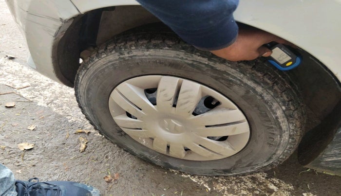 2013 Maruti Alto 800 LXI, Petrol, Manual, 32,655 km, tyre