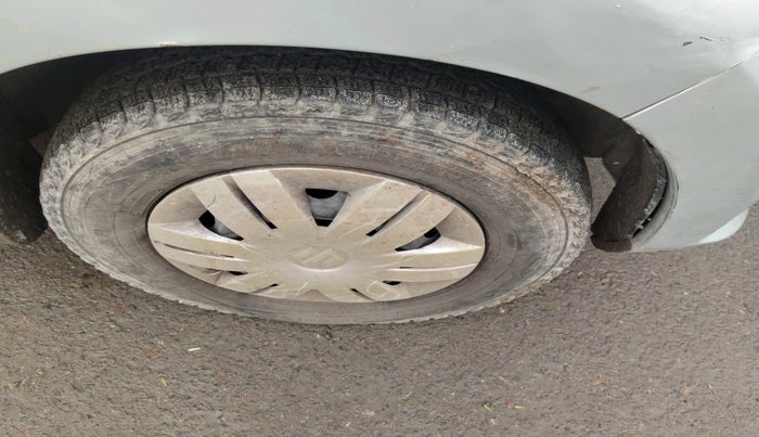 2013 Maruti Alto 800 LXI, Petrol, Manual, 32,655 km, tyre