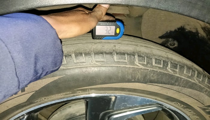 2018 Hyundai Creta SX (O) 1.6 DIESEL, Diesel, Manual, 65,095 km, tyre