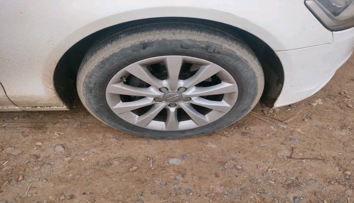 2014 Audi A6 2.0 TDI PREMIUM, Diesel, Automatic, 1,01,402 km, tyre