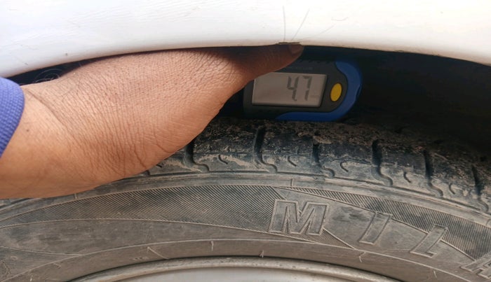 2013 Chevrolet Beat PS PETROL, Petrol, Manual, 1,05,684 km, tyre