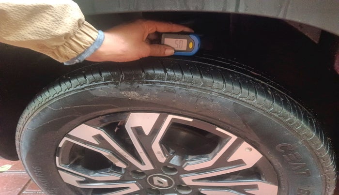 2024 Renault Kiger RXT (O) AMT, Petrol, Automatic, 8,232 km, tyre