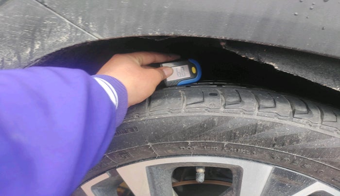 2022 Hyundai ALCAZAR PRESTIGE 1.5 MT 7STR, Diesel, Manual, 76,924 km, tyre