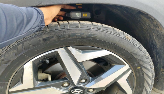 2023 Hyundai ALCAZAR PRESTIGE 1.5 MT 7STR, Diesel, Manual, 28,201 km, tyre