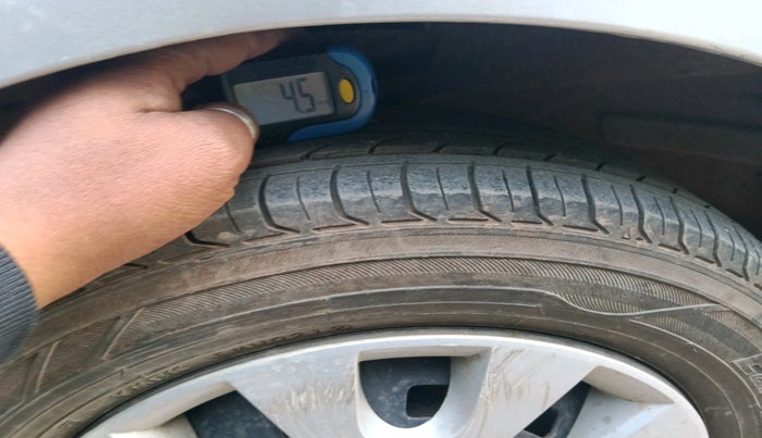 2011 Chevrolet Spark LT 1.0, Petrol, Manual, 54,329 km, tyre