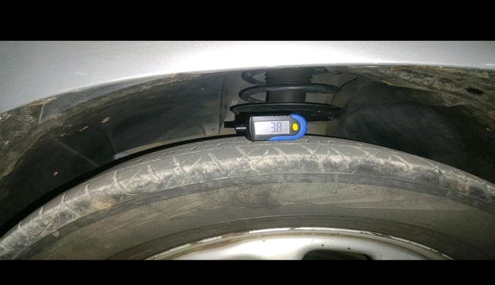 2015 Renault Duster 85 PS RXL DIESEL, Diesel, Manual, 1,69,834 km, tyre