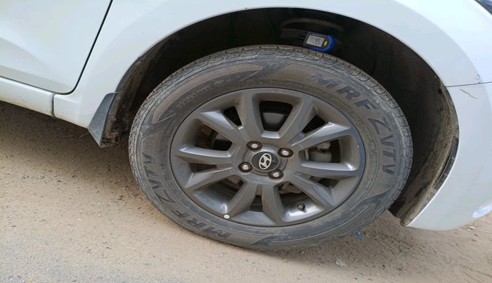 2020 Hyundai Elite i20 SPORTZ PLUS 1.2, Petrol, Manual, 35,037 km, tyre