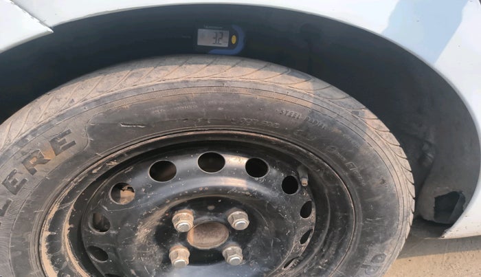 2011 Hyundai i20 ASTA 1.4 CRDI, Diesel, Manual, 85,716 km, tyre