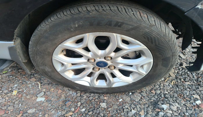 2015 Ford Ecosport TITANIUM 1.5L DIESEL (OPT), Diesel, Manual, 98,852 km, tyre