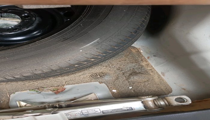 2016 Honda City 1.5L I-VTEC SV, Petrol, Manual, 93,344 km, tyre