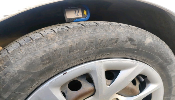 2018 Hyundai Grand i10 SPORTZ 1.2 KAPPA VTVT, Petrol, Manual, 1,06,672 km, tyre