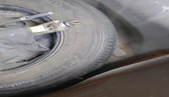 2015 Hyundai i10 SPORTZ 1.1, Petrol, Manual, 50,108 km, tyre