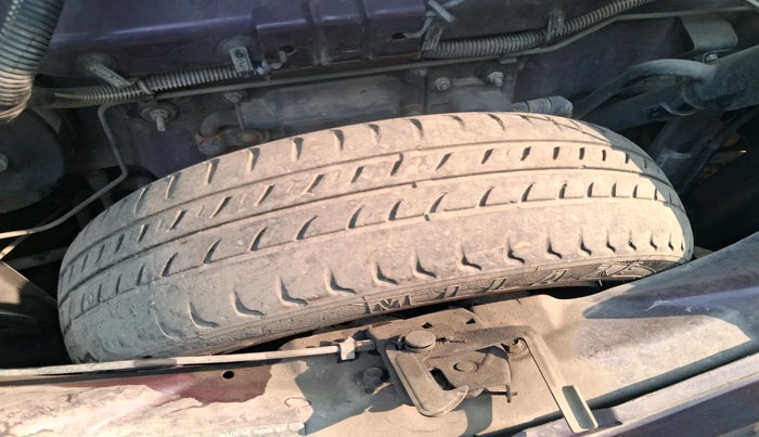 2015 Tata Nano TWIST XT, Petrol, Manual, 52,858 km, tyre