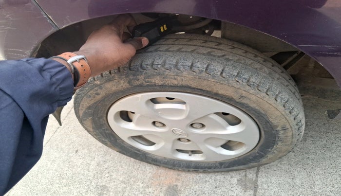 2015 Tata Nano TWIST XT, Petrol, Manual, 52,858 km, tyre