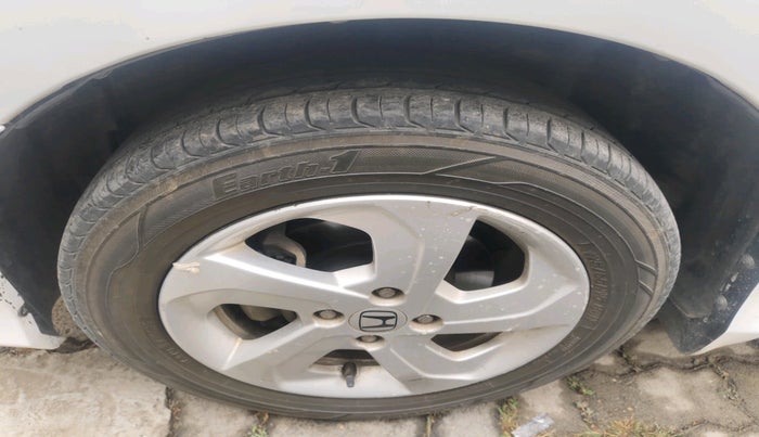 2015 Honda City 1.5L I-DTEC VX, Diesel, Manual, 1,00,331 km, tyre