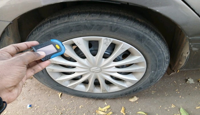 2019 Maruti Ciaz SIGMA 1.5 SHVS MT  PETROL, Petrol, Manual, 53,699 km, tyre