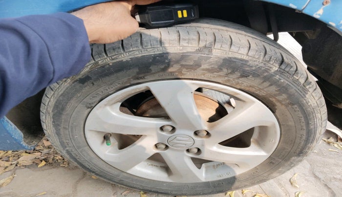 2014 Maruti Celerio ZXI, Petrol, Manual, 65,950 km, tyre