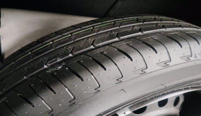 2022 Maruti Celerio VXI CNG, Petrol, Manual, 46,428 km, tyre