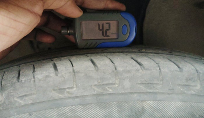 2022 Maruti Celerio VXI CNG, Petrol, Manual, 46,428 km, tyre